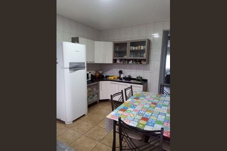 7_photo/94cfa708f7.ceff8192393c33de-ATLAS-c153e5d6-6b0f-43ff-b34a-01e67c9765f2.jpg de casa à venda com 2 quartos, 90m² em Jardim das Oliveiras (Caucaia do Alto), Cotia