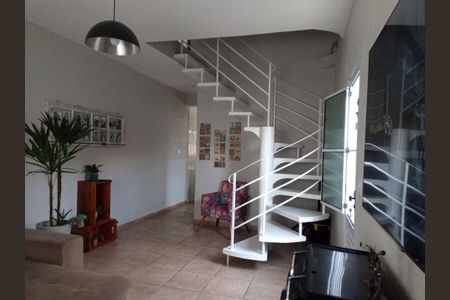 3_photo/94cfa708f7.ceff8192393c33de-ATLAS-cb472349-8e55-45c5-bbc7-e95b2656e9cd.jpg de casa à venda com 2 quartos, 90m² em Jardim das Oliveiras (Caucaia do Alto), Cotia