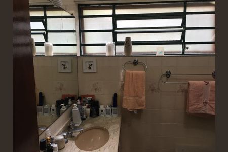 3_photo/94cfa70b4f.49c40a4e0c1b1036-ATLAS-6c38d8e8-1941-4ecb-863f-1a7da8156af0.jpg de casa à venda com 4 quartos, 300m² em Colina (Caucaia do Alto), Cotia