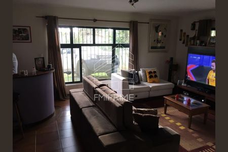 12_photo/94cfa70b4f.49c40a4e0c1b1036-ATLAS-abe57998-01e6-4fd4-99ad-d3f5191edb3b.jpg de casa à venda com 4 quartos, 300m² em Colina (Caucaia do Alto), Cotia