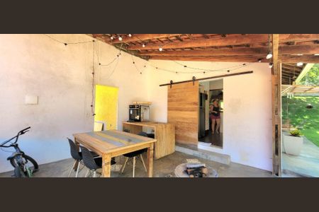 10_photo/94cfa70c6d.7074836f32d875df-ATLAS-4de5622c-1cbd-4c58-aebc-e565f6afcd4c.jpg de casa à venda com 2 quartos, 125m² em Bosque dos Pereiras, Cotia