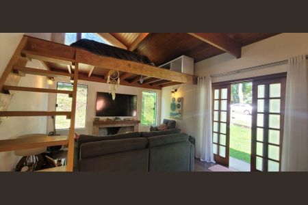 3_photo/94cfa70c6d.7074836f32d875df-ATLAS-f7b3a5cb-e159-40e4-9c04-fbdcb32c232b.jpg de casa à venda com 2 quartos, 125m² em Bosque dos Pereiras, Cotia