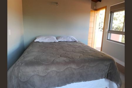 7_photo/94cfa70cb1.c7baea140fc48cda-ATLAS-15bcf058-b41b-44d2-9cbb-c455477551cf.jpg de casa à venda com 2 quartos, 144m² em Colina (Caucaia do Alto), Cotia