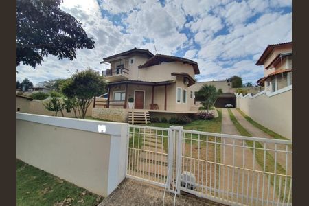 6_photo/94cfa70cbb.0524c8510f0f8401-ATLAS-5dc3dc21-c018-4f02-bbcc-6c9b425f7f79.jpg de casa de condomínio à venda com 3 quartos, 285m² em Centro, Cotia