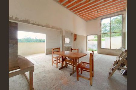 7_photo/94cfa713cb.b86b5f5e8a2bcc97-ATLAS-7ee1e5b4-40a0-4a92-be9d-176c98df67a5.jpg de casa à venda com 3 quartos, 121m² em Altos de Caucaia (Caucaia do Alto), Cotia