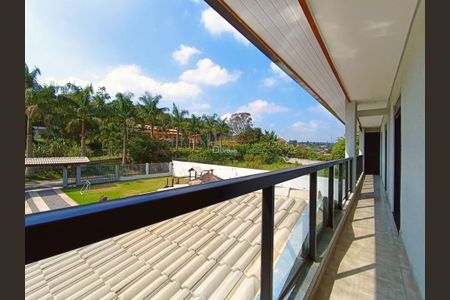 24_photo/94cfa714ff.d651f42aabfdac2d-ATLAS-ae904136-853b-40a6-bb3f-17f265946ab1.jpg de casa à venda com 4 quartos, 170m² em Altos de Caucaia (Caucaia do Alto), Cotia