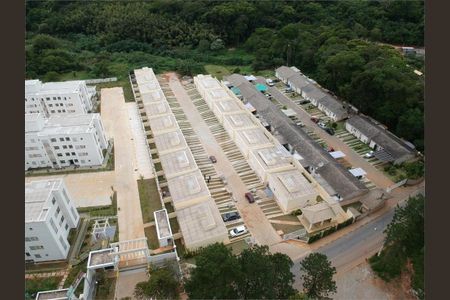 7_photo/94cfa71b85.f9fd596f8c1c84e9-ATLAS-11d0ac33-170d-4d17-99a6-6f4e7b58cf4c.jpg de casa à venda com 3 quartos, 50m² em Caucaia do Alto, Cotia