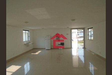 3_photo/94cfa71b97.5a2bee21f186dbac-ATLAS-adfd1ddb-6765-4c48-beef-ae35265ca375.jpg de apartamento à venda com 2 quartos, 46m² em Chácara Tropical (Caucaia do Alto), Cotia