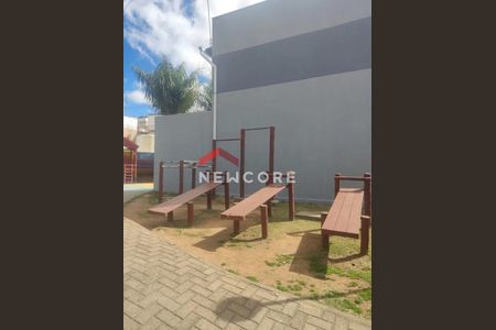 18_photo/94cfa71bfb.93b8fa184532727f-ATLAS-06e4a82a-3e04-45f6-90f5-77326253bb59.jpg de casa à venda com 2 quartos, 52m² em Caucaia do Alto, Cotia