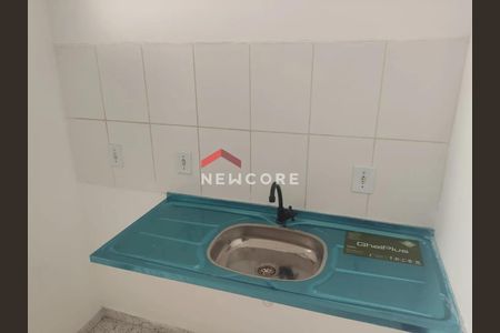 5_photo/94cfa71bfb.93b8fa184532727f-ATLAS-574130be-b99f-4c88-8268-08bc2a167d0b.jpg de casa à venda com 2 quartos, 52m² em Caucaia do Alto, Cotia