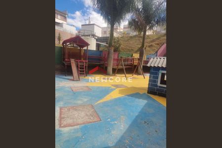 5_photo/94cfa71bfb.93b8fa184532727f-ATLAS-63b8e874-1a7b-4749-80d8-43d78436c6d0.jpg de casa à venda com 2 quartos, 52m² em Caucaia do Alto, Cotia