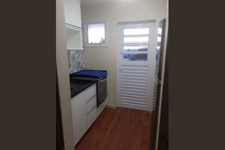 7_photo/94cfa71c27.0176ad22bcbf6d3f-ATLAS-06ea835c-3e60-4eef-954d-7c1992124dda.jpg de casa de condomínio à venda com 2 quartos, 49m² em Água Espraiada (Caucaia do Alto), Cotia