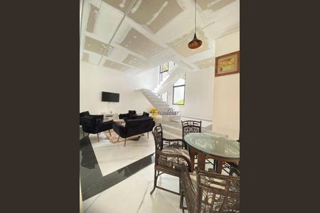 12_photo/94cfa71ca3.1c5ee5b12bdcf8f7-ATLAS-403c03c6-b218-4ad5-a4cb-9141f16a36a8.jpg de casa à venda com 3 quartos, 500m² em Chácara Tropical (Caucaia do Alto), Cotia