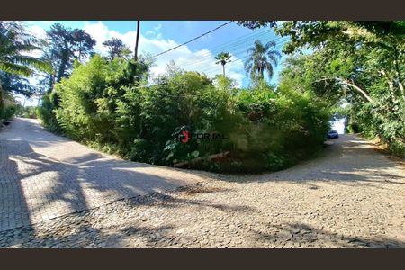 48_photo/94cfa71d11.8a734c1c2a3b006e-ATLAS-413943f0-5e45-4ca2-a4fe-e95998b6d874.jpg de casa à venda com 5 quartos, 360m² em Jardim Primavera, Cotia