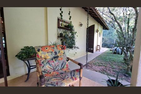 37_photo/94cfa71d11.8a734c1c2a3b006e-ATLAS-d17ead42-103e-4100-8868-a34f7f334818.jpg de casa à venda com 5 quartos, 360m² em Jardim Primavera, Cotia