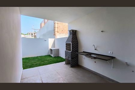 20_photo/94cfa741d1.0e2ab5f90b6f9ba2-ATLAS-5b20fde3-423c-4ad8-b59b-ad5b626a60fd.jpg de casa à venda com 3 quartos, 110m² em Chácara Real (Caucaia do Alto), Cotia