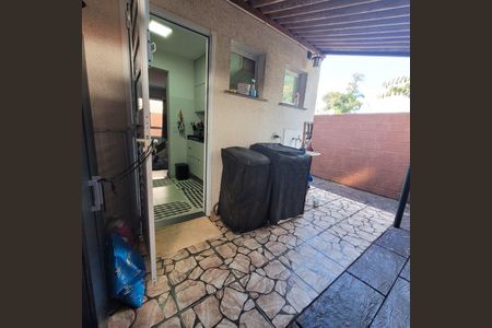 15_photo/94cfa75691.143559cf2cedd01d-ATLAS-b877195f-1a4c-4f0f-beeb-57a9a86e58b3.jpg de casa à venda com 2 quartos, 49m² em Água Espraiada, Cotia