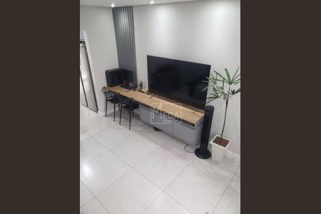 5_photo/94cfa756c1.7a48596e43e160ad-ATLAS-7a4e7d8f-0638-4475-b374-cf9dbc8701a3.jpg de casa à venda com 2 quartos, 60m² em Água Espraiada, Cotia