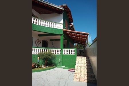 8_photo/94cfa75cbb.732b7fd8aaa5f07d-ATLAS-31d0a55f-9aa3-42ba-bf8c-9a4d18be6755.jpg de casa à venda com 3 quartos, 218m² em Água Espraiada (Caucaia do Alto), Cotia