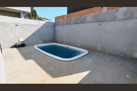 21_photo/94cfa76cf3.0e2ab5f90b6f9ba2-ATLAS-b091d5a0-3716-4803-b9d4-9e8a87f2ec61.jpg de casa de condomínio à venda com 3 quartos, 110m² em Água Espraiada (Caucaia do Alto), Cotia