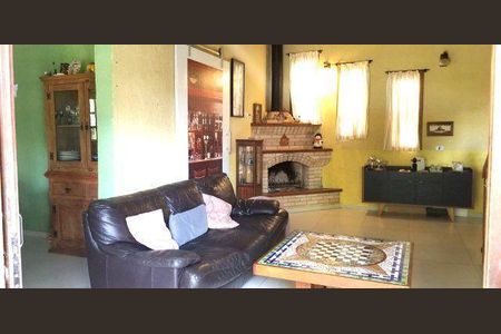 2_photo/94cfa76d09.1c5ee5b12bdcf8f7-ATLAS-2a7e585c-f17c-4a95-a42b-b142ced61dc5.jpg de casa à venda com 3 quartos, 320m² em Nhambuca, Cotia