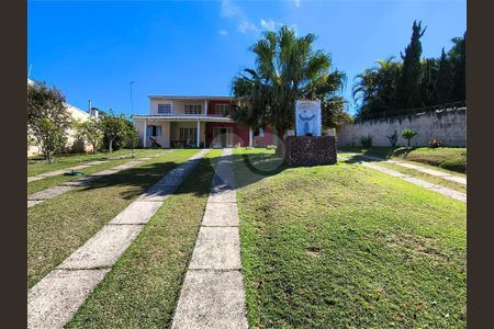 5_photo/94cfa76d93.aa3f54dcddd2e04f-ATLAS-026eb97e-3b9a-4cfb-bd42-9e8c81b0f75d.jpg de casa à venda com 6 quartos, 294m² em Jardim San Ressore (Caucaia do Alto), Cotia