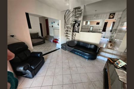 12_photo/94cfa76d93.aa3f54dcddd2e04f-ATLAS-48370a4c-8695-48d3-b2a0-27fa4c1b2c78.jpg de casa à venda com 6 quartos, 294m² em Jardim San Ressore (Caucaia do Alto), Cotia