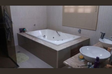 12_photo/94cfa76e19.9b0e853e47463488-ATLAS-78a2d1a7-d17e-46fc-b146-09855dab7d97.jpg de casa à venda com 3 quartos, 300m² em Nhambuca, Cotia