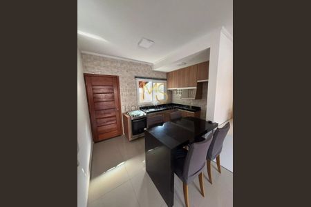 3_photo/94cfa77181.61b4b2e1ecc55efc-ATLAS-d3318019-4e4d-4a79-91b8-606c32508f9d.jpg de casa à venda com 2 quartos, 60m² em Jardim San Ressore (Caucaia do Alto), Cotia