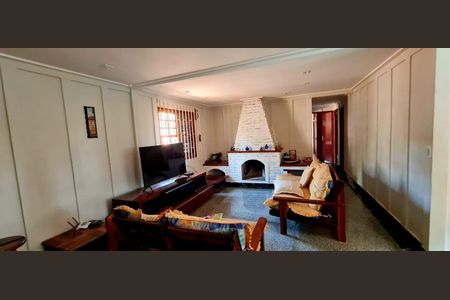 3_photo/94cfa77211.e5c1dbf3952ec410-ATLAS-ae89da2a-37e3-4d5b-ae2d-3be6c55968d0.jpg de casa à venda com 3 quartos, 145m² em Nhambuca, Cotia