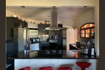 13_photo/94cfa77213.0a1194eb6029b764-ATLAS-8fb9d886-8ceb-43f8-bc7a-3b349516e79d.jpg de casa à venda com 4 quartos, 500m² em Água Espraiada (Caucaia do Alto), Cotia