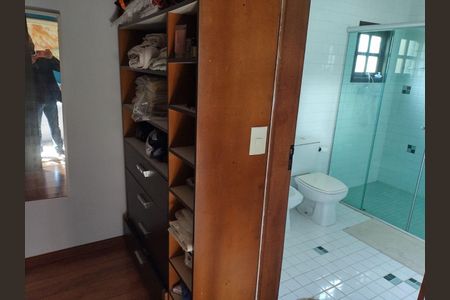 10_photo/94cfa774bb.70986b2d83168018-ATLAS-653e07fa-3126-4ca0-8147-32ca4748fb84.jpg de casa à venda com 2 quartos, 269m² em Colina (Caucaia do Alto), Cotia