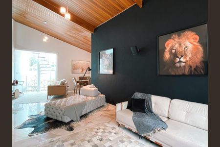 5_photo/94cfa7a097.82be18ad98973cde-ATLAS-06bf8df2-b17b-4d49-8d67-90a0bc2a3dc3.jpg de casa à venda com 3 quartos, 314m² em Casa Alves, Cotia