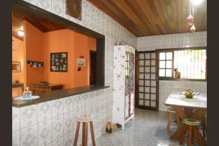 11_photo/94cfa7a0d5.c4a0bdba0b5cdebe-ATLAS-491caaa3-33ec-4e82-a062-ad0c1946f57a.jpg de casa à venda com 3 quartos, 376m² em Bosque dos Pereiras, Cotia