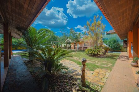 8_photo/94cfa7a1d7.ceff8192393c33de-ATLAS-41d8d059-2450-486e-aa82-00300454874e.jpg de casa à venda com 4 quartos, 351m² em Pinheiros Tênis Village, Cotia