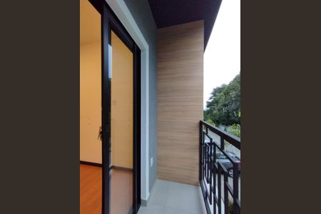 6_photo/94cfa7ad1b.02f29140979457be-ATLAS-48a87afe-4ad6-4e5e-955a-47ef35fb25be.jpg de casa para alugar com 3 quartos, 90m² em Jardim dos Pereiras (Caucaia do Alto), Cotia