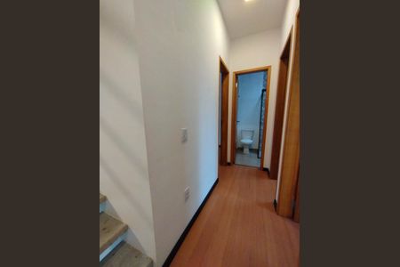 12_photo/94cfa7ad1b.02f29140979457be-ATLAS-77bf534e-806e-4d0e-8cff-8cdd9f500e11.jpg de casa para alugar com 3 quartos, 90m² em Jardim dos Pereiras (Caucaia do Alto), Cotia