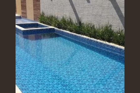 2_photo/94cfa7e033.ceff8192393c33de-ATLAS-2546d616-0855-4e98-a6a0-1458bfd70d3d.jpg de casa à venda com 2 quartos, 60m² em Chácara Rincão, Cotia