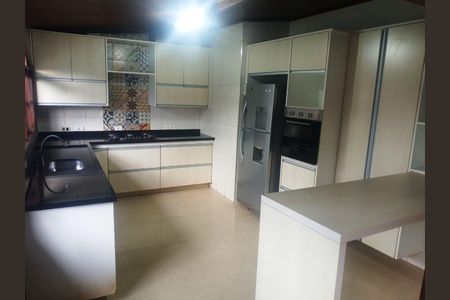 1_photo/94cfa7e68d.46ae6cbe0761d4fa-ATLAS-85b5c5dc-5888-487d-baeb-008adcaa1a1a.jpg de casa à venda com 3 quartos, 200m² em Chácara Rincão, Cotia