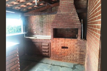 53_photo/94cfa7e68d.46ae6cbe0761d4fa-ATLAS-e6608a6e-4f6b-41c2-9160-48f369c8a956.jpg de casa para alugar com 3 quartos, 200m² em Chácara Rincão, Cotia
