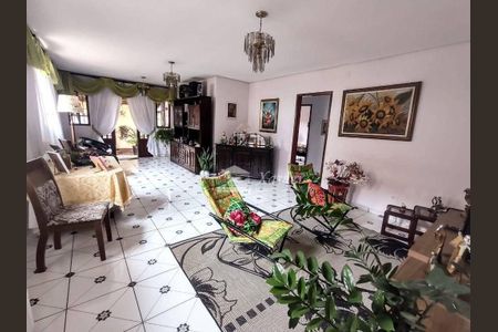 11_photo/94cfa7ef27.4f48e483d4bcdc3b-ATLAS-616c0ca0-538a-4c66-a622-b127fe0b1c1f.jpg de casa à venda com 3 quartos, 476m² em Chácara Belverde, Cotia