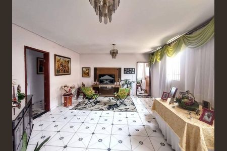 6_photo/94cfa7ef27.4f48e483d4bcdc3b-ATLAS-ecc6d294-992f-4e41-90c4-24aeefefe5c5.jpg de casa à venda com 3 quartos, 476m² em Chácara Belverde, Cotia