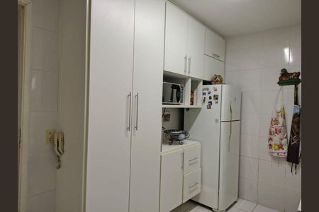 15_photo/94cfa7fae1.751bca41ac608a7d-ATLAS-c57e5a0d-f657-47a5-a45c-18b0b9c0d54d.jpg de casa à venda com 2 quartos, 59m² em Jardim Santa Paula, Cotia