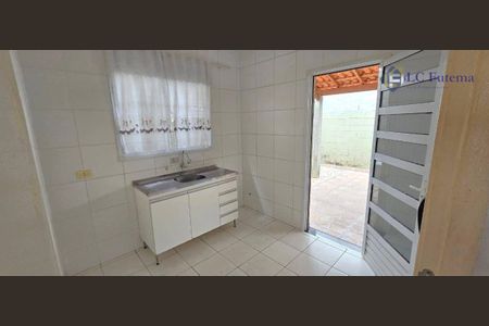 4_photo/94cfa7fc81.3efb565c5295295b-ATLAS-ccda31fc-5337-4cdb-8f49-e6bb2e0494f7.jpg de casa à venda com 2 quartos, 55m² em Jardim Santa Paula, Cotia