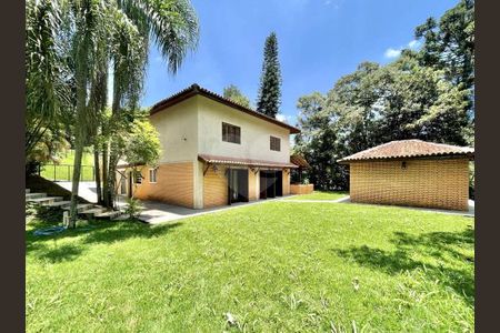 7_photo/94cfa80129.e3da74daae84817a-ATLAS-9725f311-c276-40e5-8f98-afa4e404814e.jpg de casa de condomínio à venda com 7 quartos, 385m² em Jardim Santa Paula, Cotia