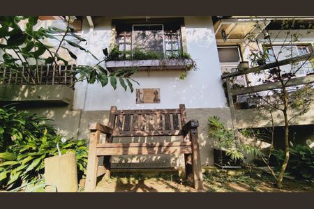 29_photo/94cfa8028b.0abb473e952761da-ATLAS-63b30831-34ff-4984-bca2-d095b7a4abde.jpg de casa à venda com 2 quartos, 97m² em Jardim Santa Paula, Cotia