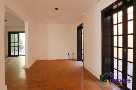 11_photo/94cfa804b9.a35d824f3af3fba0-ATLAS-37d25d0c-bbe4-4af2-8345-a869e4f316fe.jpg de casa para alugar com 4 quartos, 270m² em Jardim Santa Paula, Cotia