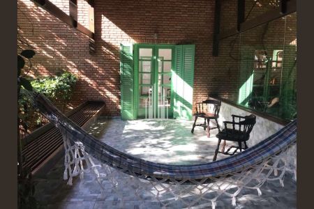 21_photo/94cfa80f13.dd68957920ec0d71-ATLAS-7e7812e0-69ae-4d63-a27b-1cb8d8e0acca.jpg de casa à venda com 1 quarto, 271m² em Jardim Santa Paula, Cotia