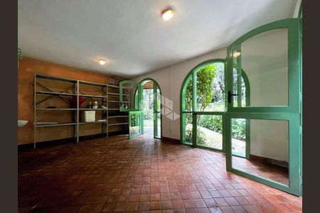 44_photo/94cfa80faf.3174929d226e12a0-ATLAS-aabb6f4b-29aa-4084-8253-cd369e6073f4.jpg de casa à venda com 2 quartos, 271m² em Jardim Santa Paula, Cotia