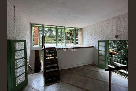 3_photo/94cfa80faf.3174929d226e12a0-ATLAS-d9eb37da-2c72-4fa8-8d1b-75ff93b560ca.jpg de casa à venda com 2 quartos, 271m² em Jardim Santa Paula, Cotia